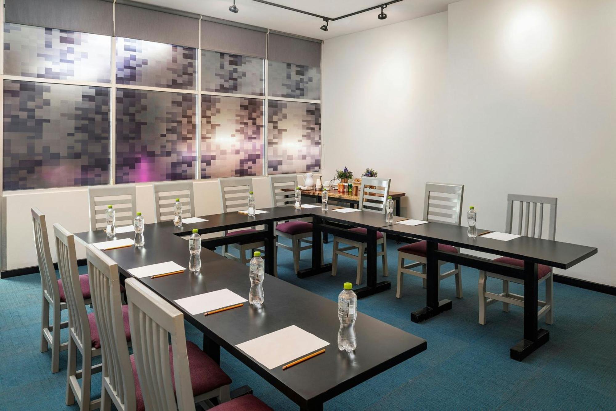 Renovated Aloft Cancun Bagian luar foto