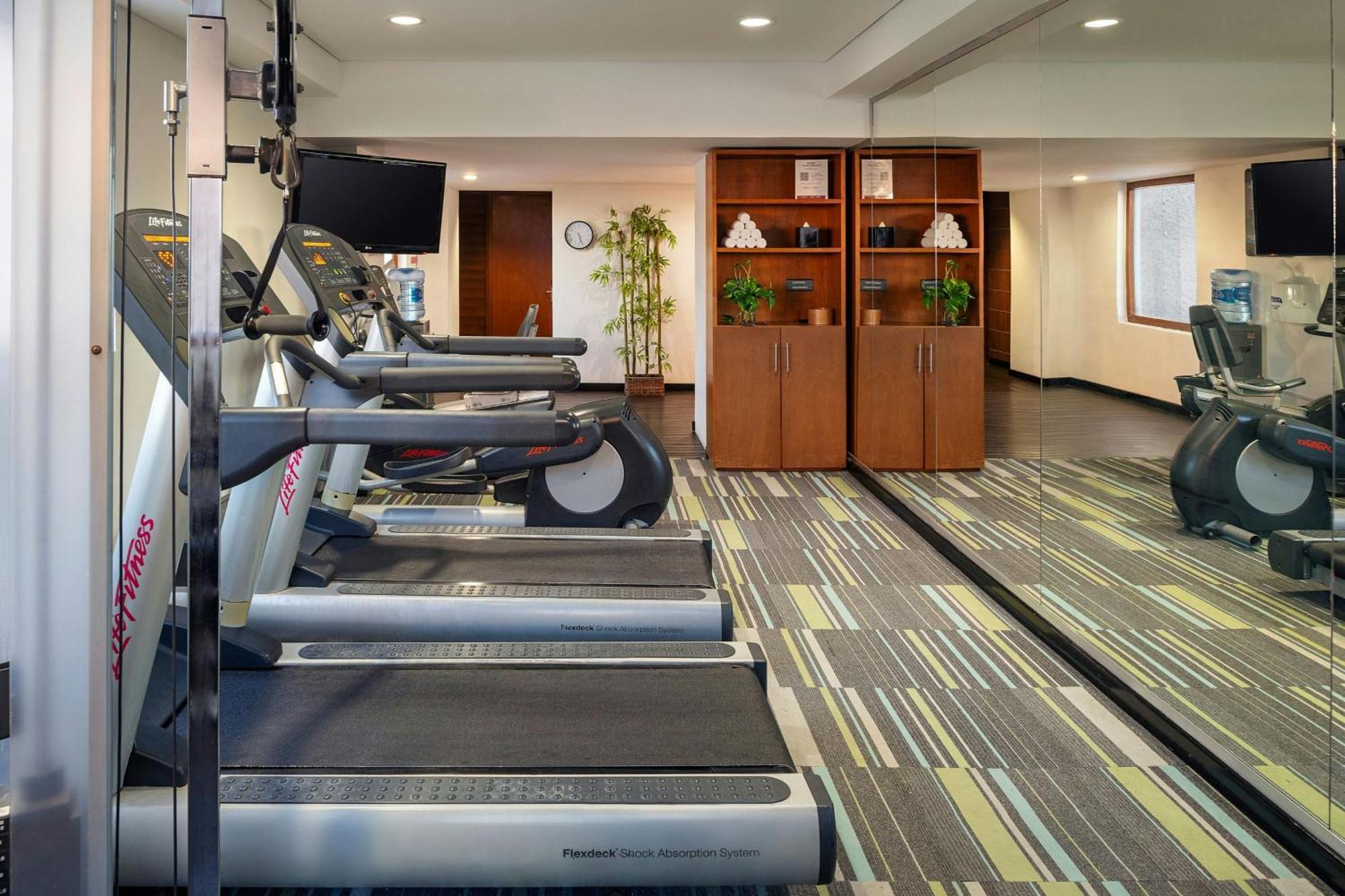 Renovated Aloft Cancun Bagian luar foto