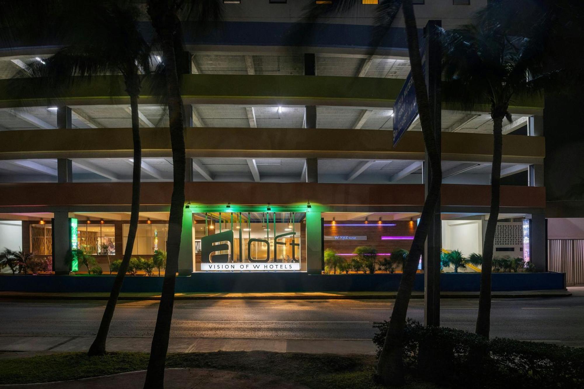 Renovated Aloft Cancun Bagian luar foto