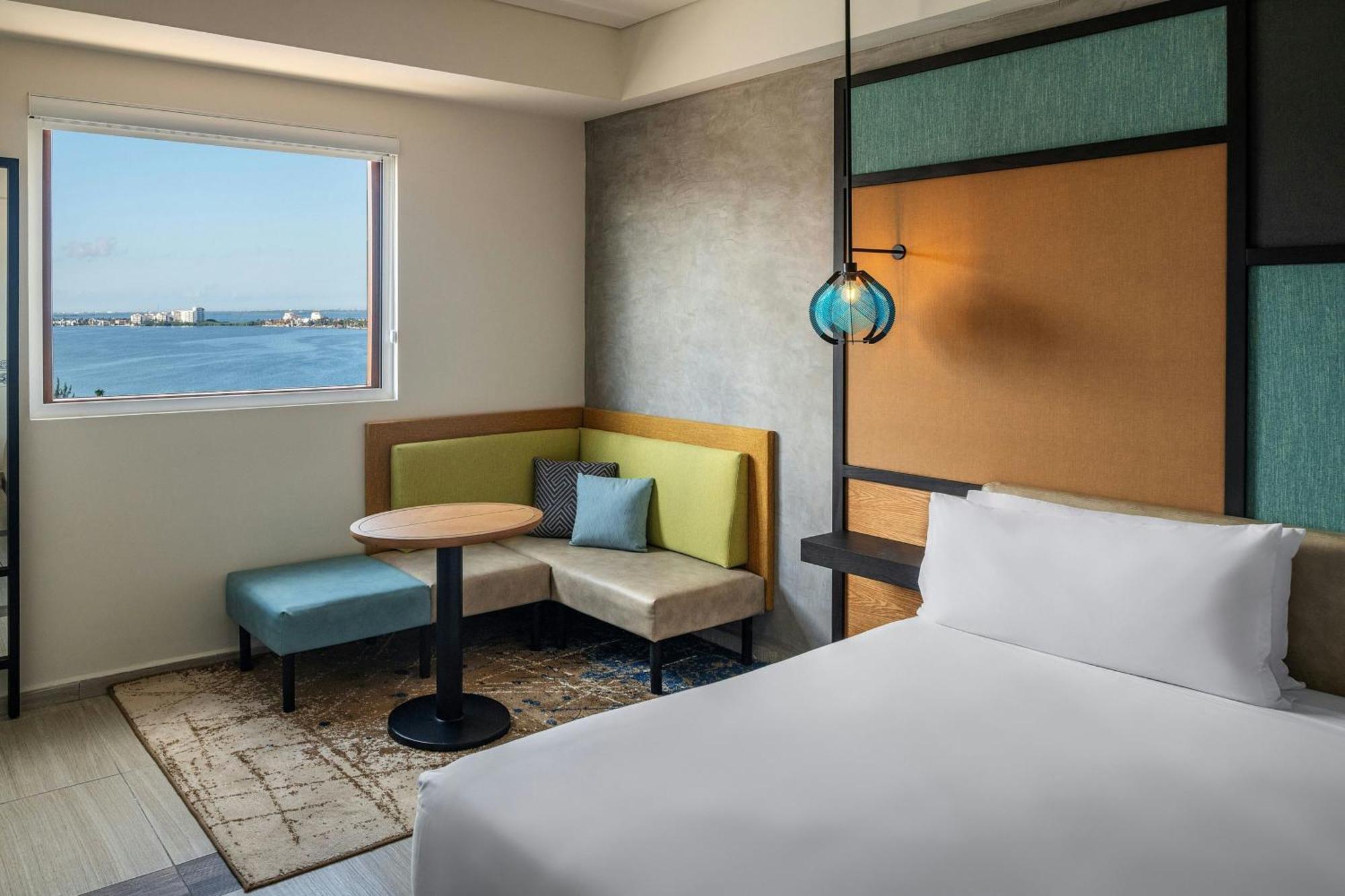 Renovated Aloft Cancun Bagian luar foto