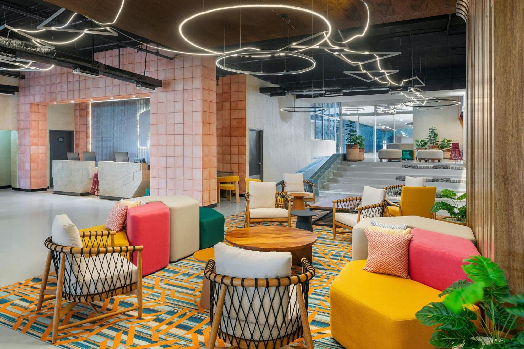 Renovated Aloft Cancun Bagian luar foto