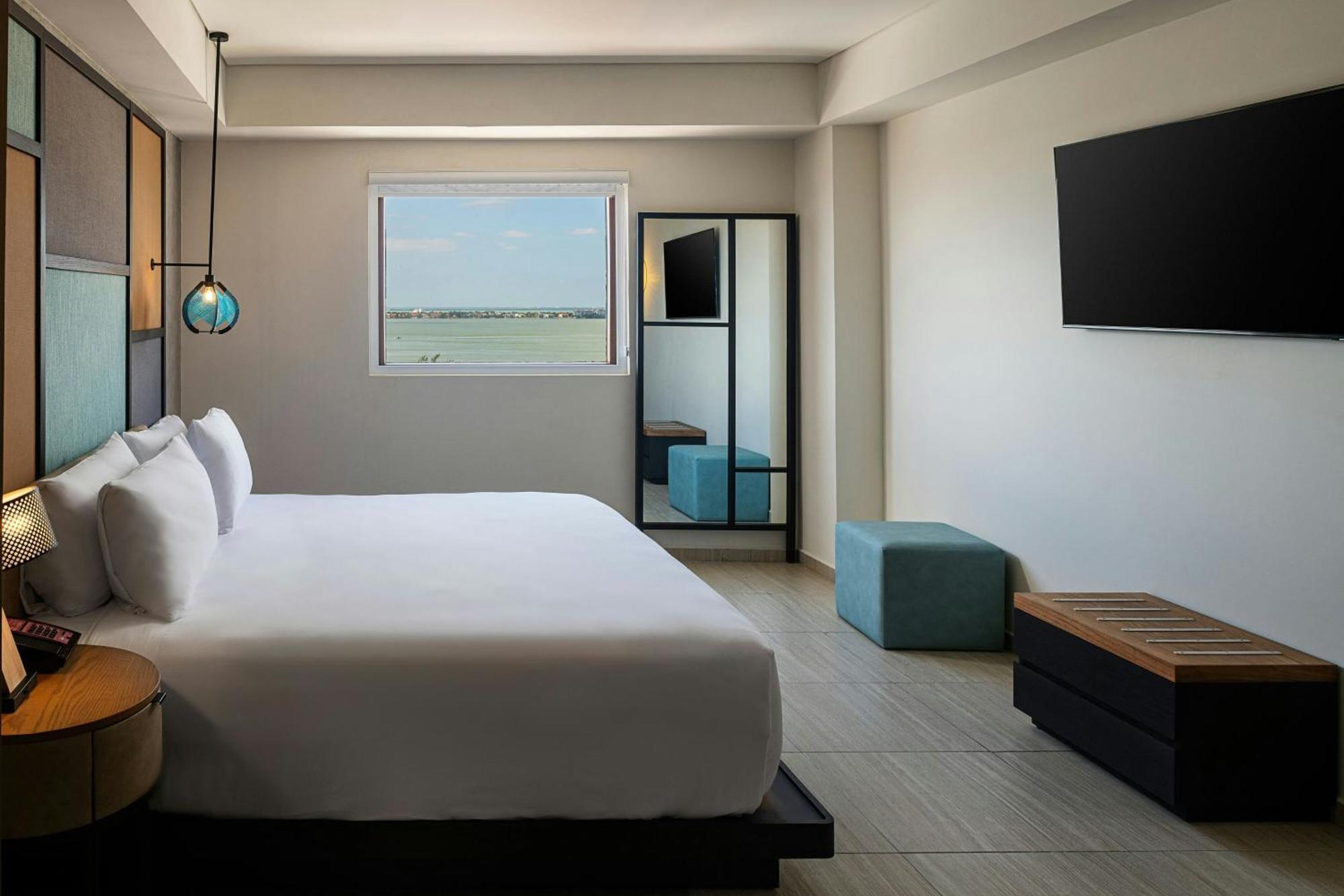 Renovated Aloft Cancun Bagian luar foto