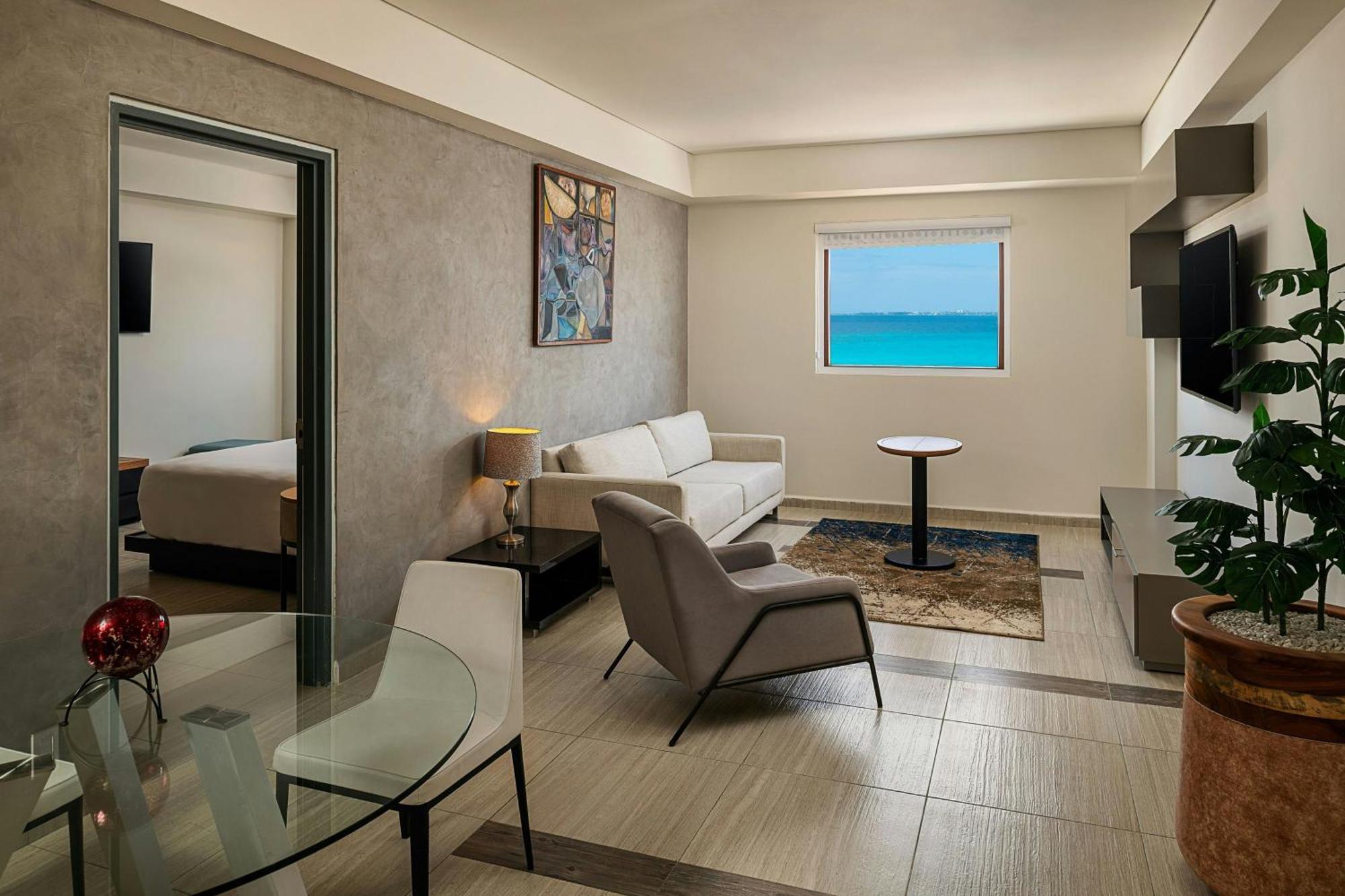 Renovated Aloft Cancun Bagian luar foto